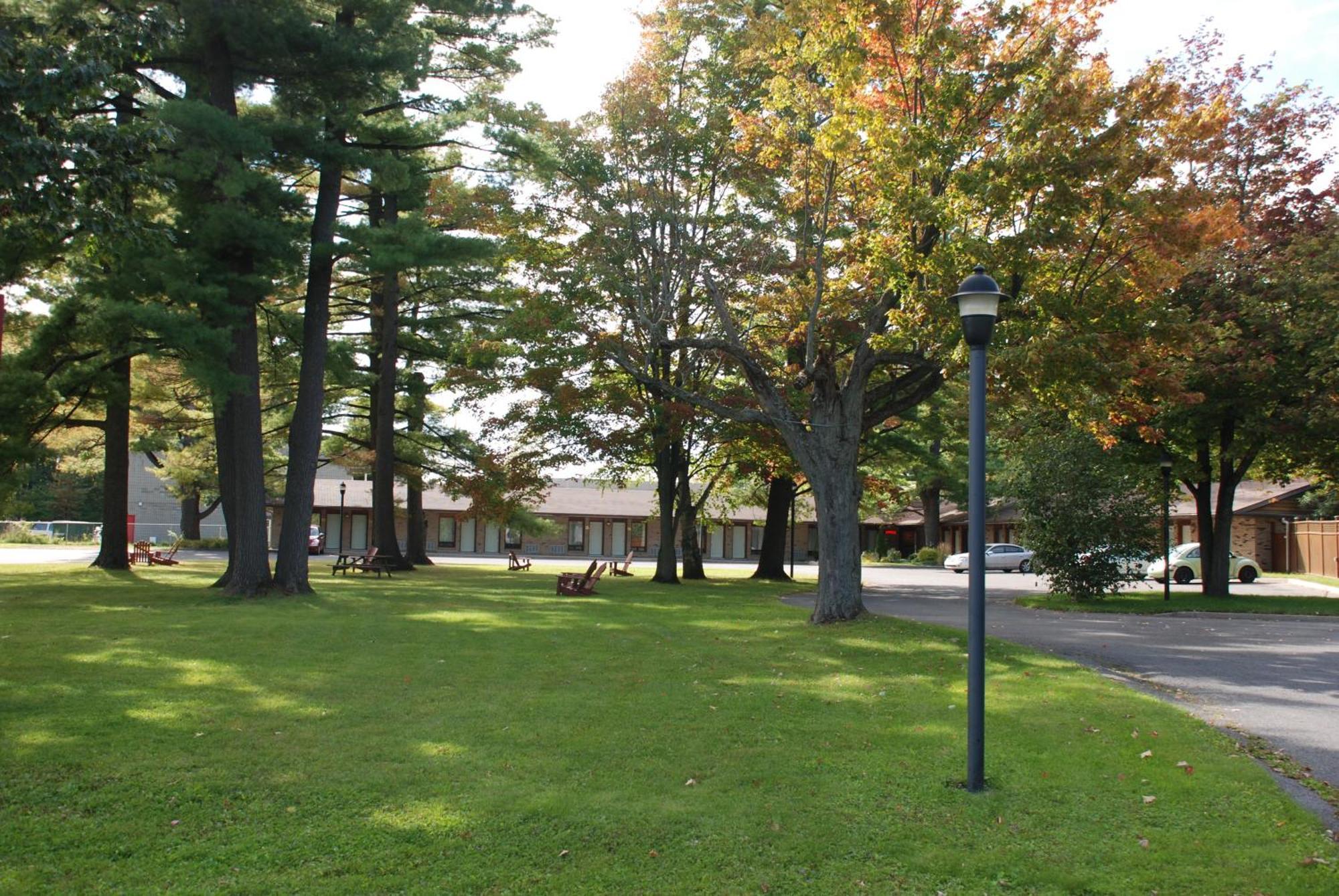 Rideau Heights Inn Ottawa Exterior photo